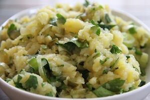 arbi egosia potentziarako belarrekin